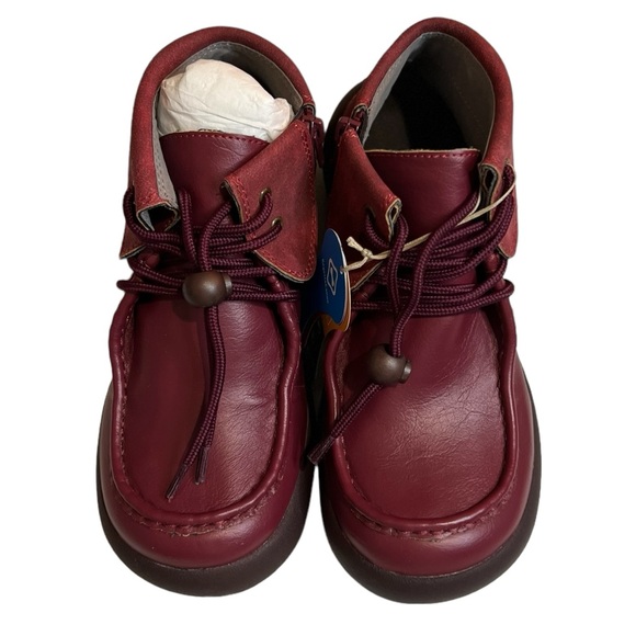 NIB Regetta Canoe Women’s Sarasota Vegan Leather Booties Boots Sz 7 - Picture 1 of 9